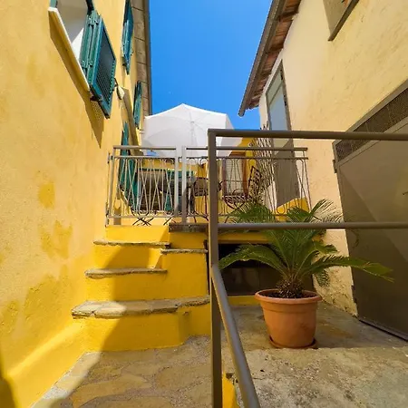 La Casetta Di Emma Appartement Villa Faraldi