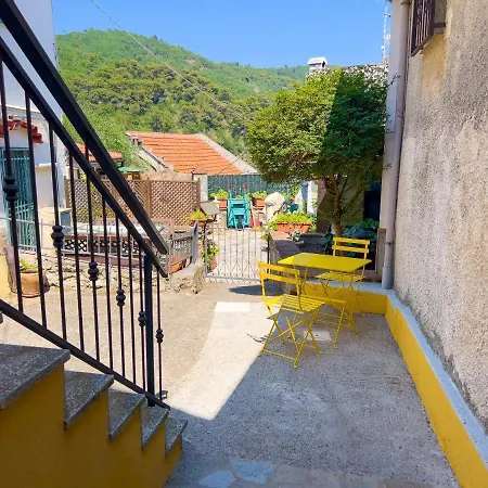 La Casetta Di Emma Appartement Villa Faraldi