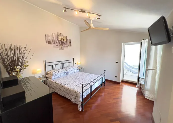 La Casetta Di Emma Appartement Villa Faraldi