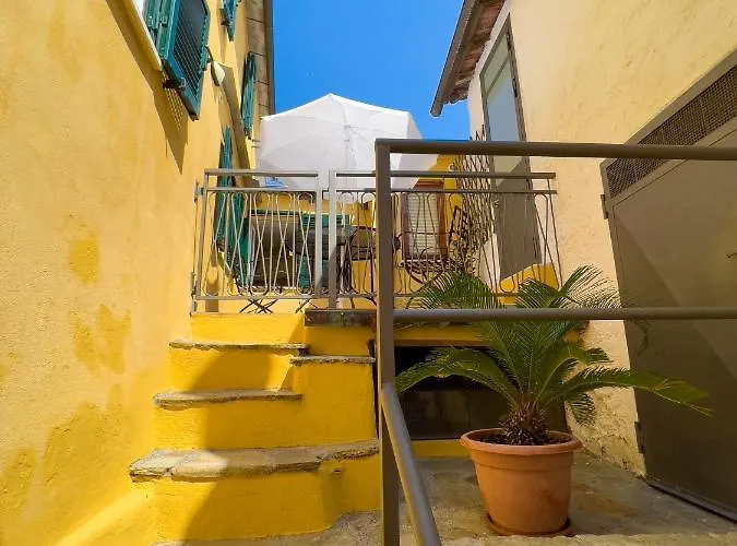 La Casetta Di Emma Apartamento Villa Faraldi