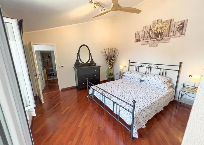 شقة La Casetta Di Emma Villa Faraldi